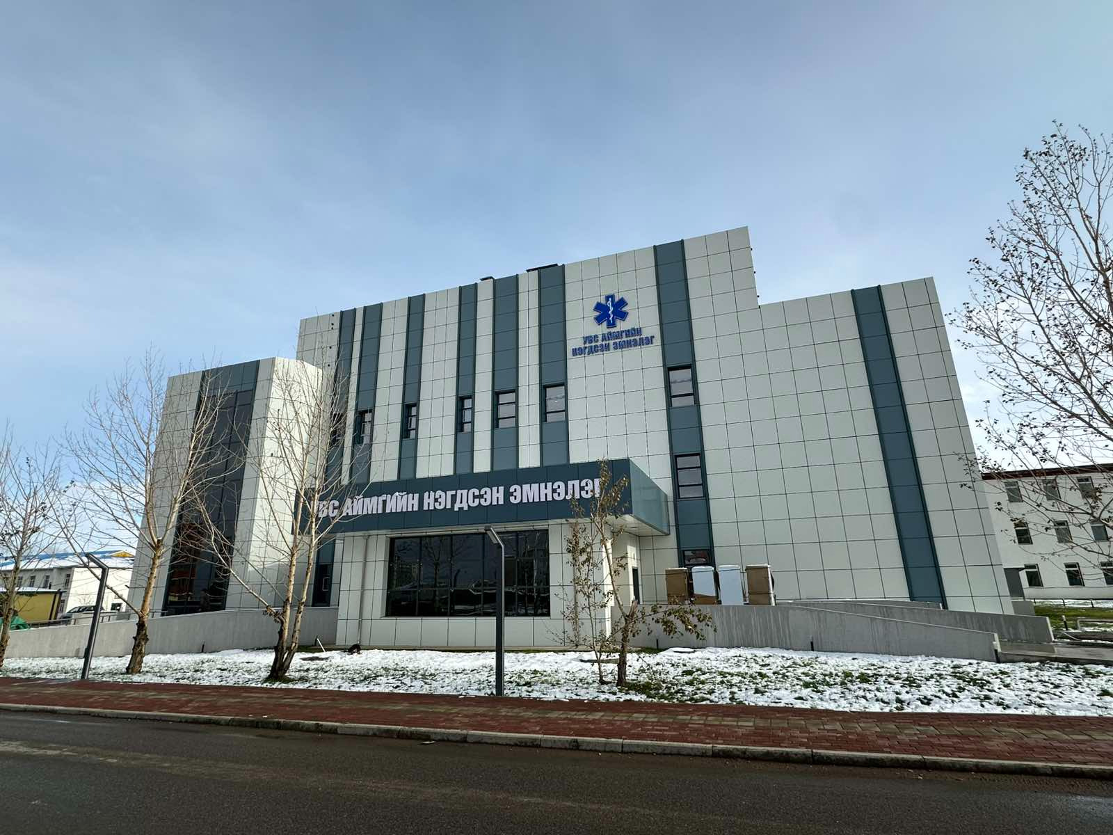 Увс аймаг, Улаангом сум, Нэгдсэн эмнэлэгийн өргөтгөлийн барилгын Агааржуулалтын системийн тоног төхөөрөмж, яндан хоолой, хөргөлт, дулаан хангамжийн системийн материал нийлүүлэлт, угсралтын ажил